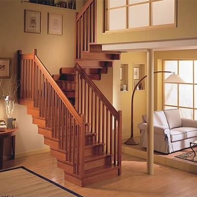 实木楼梯可以提升空间的整体品味！