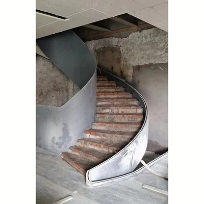 卷板楼梯施工